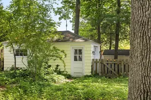 2035 Hall St SE, Grand Rapids, MI 49506 - Photo 43