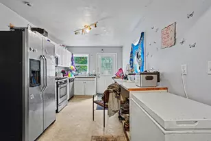 749 Hutchinson St, Kalamazoo, MI 49008 - Photo 9