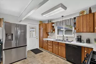 5249 Madison Ave SE, Grand Rapids, MI 49548 - Photo 13