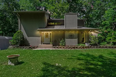 8656 W R Avenue, Kalamazoo, MI 49009 - Photo 1