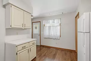 5128 Green Meadow Rd, Kalamazoo, MI 49009 - Photo 11