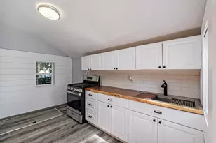 706 Alpine Ave NW, Grand Rapids, MI 49504 - Photo 7