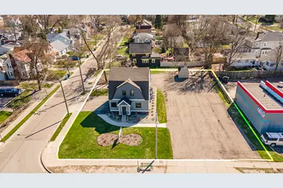 2325 S Cedar Street, Lansing, MI 48910 - Photo 25