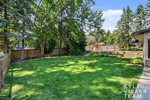 3305 Olderidge Dr NE, Grand Rapids, MI 49525 - Photo 23