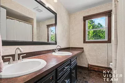 3305 Olderidge Drive NE, Grand Rapids, MI 49525 - Photo 15