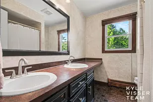 3305 Olderidge Dr NE, Grand Rapids, MI 49525 - Photo 15