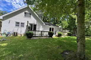 52985 Twin Lakeview Dr, Dowagiac, MI 49047 - Photo 3