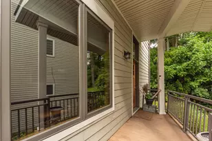 857 Wildt St, Ann Arbor, MI 48103 - Photo 3