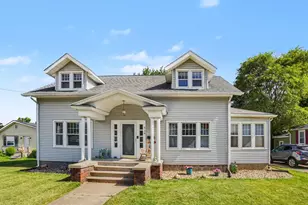 414 Surby Ave, Battle Creek, MI 49015 - Photo 1