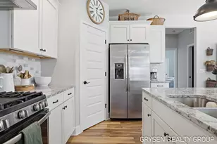 6960 E Cottage Ln, Rockford, MI 49341 - Photo 11