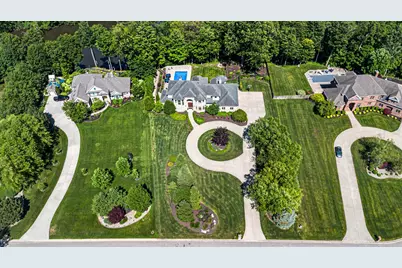 4945 S Stockbridge Drive, Saint Joseph, MI 49085 - Photo 3