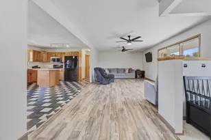 4763 Putnam Rd, Muskegon, MI 49445 - Photo 17