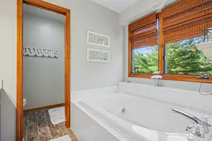 1864 Erin Isle Dr, Holland, MI 49424 - Photo 25
