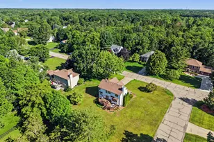1864 Erin Isle Dr, Holland, MI 49424 - Photo 7