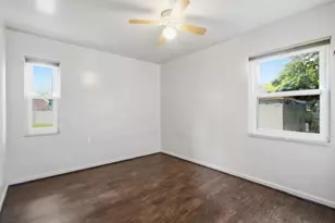 9194 Prest St, Detroit, MI 48228 - Photo 15