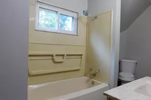 1238 3rd St, Jackson, MI 49203 - Photo 25