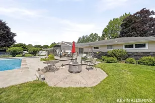 34 W 37th St, Holland, MI 49423 - Photo 49