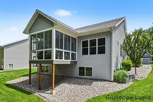 1023 Kensington St NW, Grand Rapids, MI 49534 - Photo 31