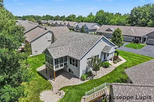 1023 Kensington St NW, Grand Rapids, MI 49534 - Photo 35