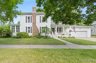 602 S Franklin St, Greenville, MI 48838 - Photo 1