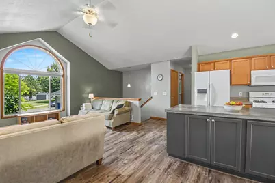 3540 Breezewood Drive SE, Grand Rapids, MI 49512 - Photo 5