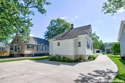 228 N Ottawa Street, Zeeland, MI 49464 - Photo 43