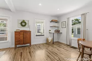 228 N Ottawa St, Zeeland, MI 49464 - Photo 15