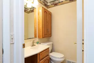 7713 Julie Dr, Portage, MI 49024 - Photo 11