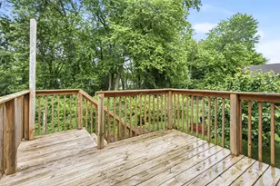 557 Swan River Dr, Benton Harbor, MI 49022 - Photo 27