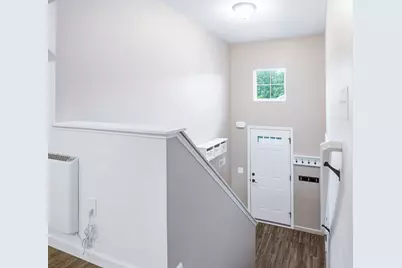 557 Swan River Drive, Benton Harbor, MI 49022 - Photo 5