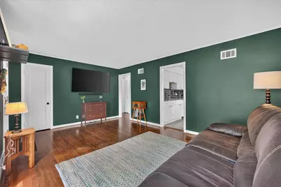 2331 Rowland Avenue, Royal Oak, MI 48067 - Photo 9