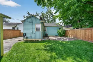 2331 Rowland Ave, Royal Oak, MI 48067 - Photo 27