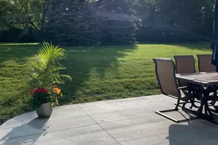 6961 Suncrest Dr, Saline, MI 48176 - Photo 3