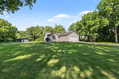 8115 S Jackson Road, Jackson, MI 49201 - Photo 3