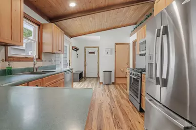 10836 Stadium Drive, Kalamazoo, MI 49009 - Photo 7
