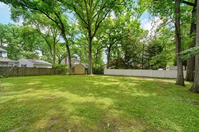 907 Westwood Boulevard, Jackson, MI 49203 - Photo 45