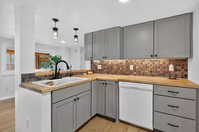 8727 Lansing Avenue, Rives Junction, MI 49277 - Photo 9