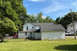8 E South St, Hillsdale, MI 49242 - Photo 3