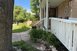 841 N Waterloo Ave, Jackson, MI 49202 - Photo 5