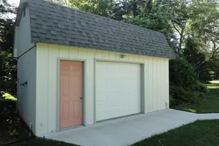 8711 Riverbend Dr, South Haven, MI 49090 - Photo 17