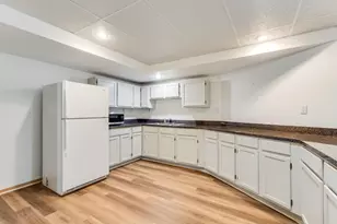 28044 Hickory Cir, Farmington, MI 48331 - Photo 29