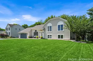 9271 Hessler Dr NE, Rockford, MI 49341 - Photo 3