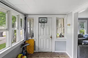 229 Robinson St, Allegan, MI 49010 - Photo 7