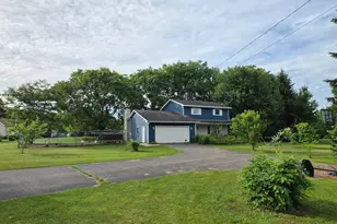22948 N Uldriks Dr, Battle Creek, MI 49017 - Photo 3