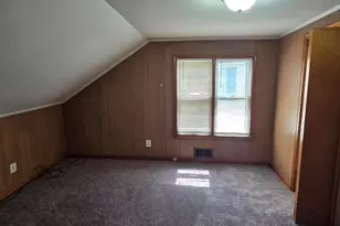 9245 Archdale St, Detroit, MI 48228 - Photo 9