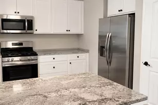 1077 Leonard Ave, Muskegon, MI 49442 - Photo 9