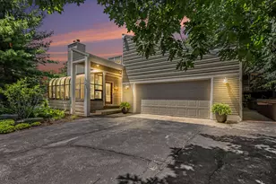 9364 Whispering Sands Dr, West Olive, MI 49460 - Photo 5