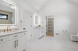 9034 York Crst Dr, Saline, MI 48176 - Photo 21