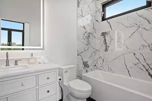 9034 York Crst Dr, Saline, MI 48176 - Photo 29