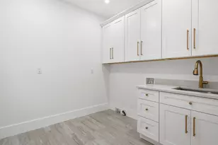 9034 York Crst Dr, Saline, MI 48176 - Photo 19